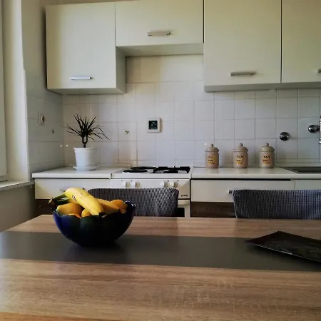 Apartment Leona